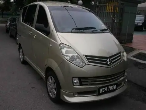 Changan CM-8 — Микровэн, фото 1