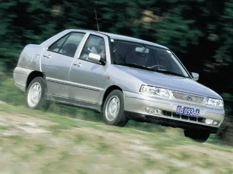 Chery Windcloud (A11) — Седан, фото 1