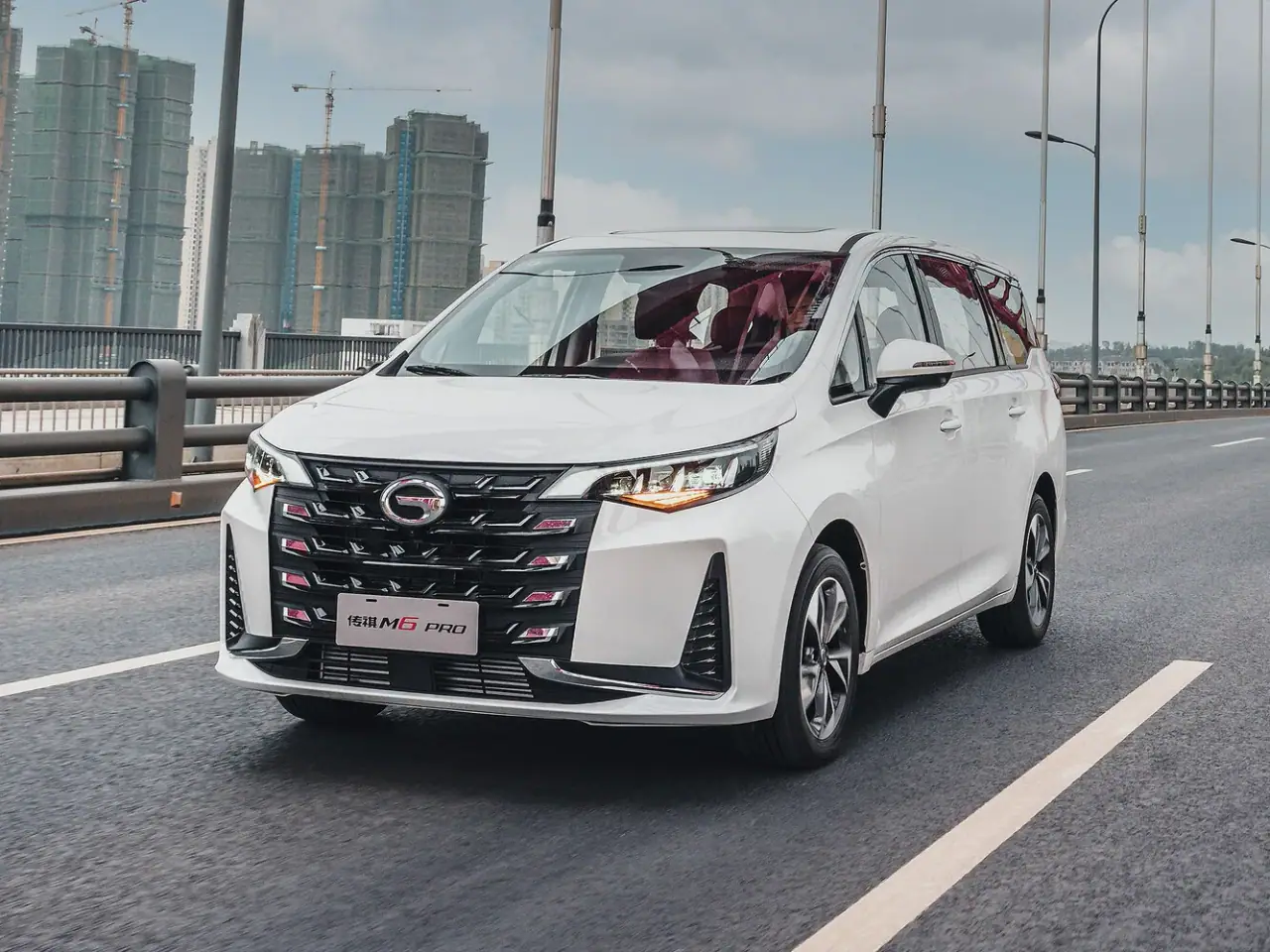 GAC Trumpchi M6 Pro — Минивэн, фото 1