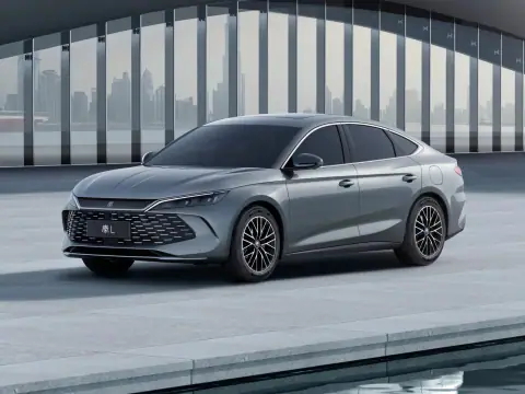BYD Qin L — Седан DM-i, фото 1