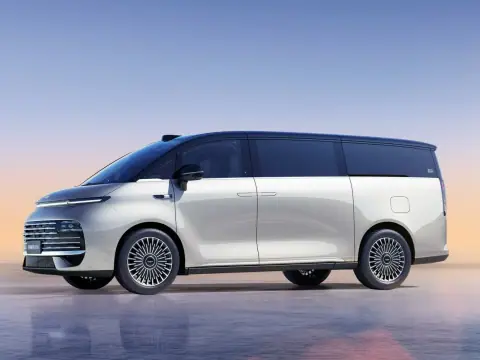 Geely Galaxy V900 — Минивэн, фото 1