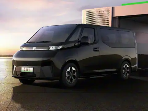 Geely Farizon Happiness — Минивэн, фото 1