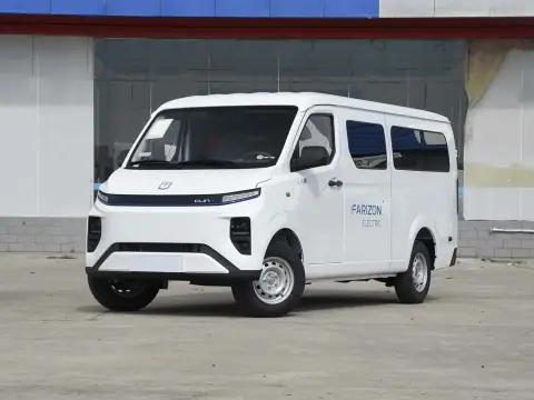 Geely Farizon V6E — Минивэн, фото 1