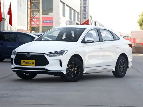 BYD E3, фото 1