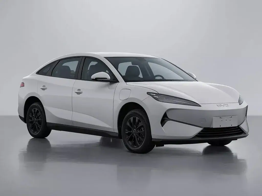 BYD E7, фото 1