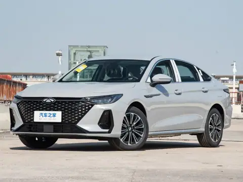 Chery Fulwin A8, фото 1