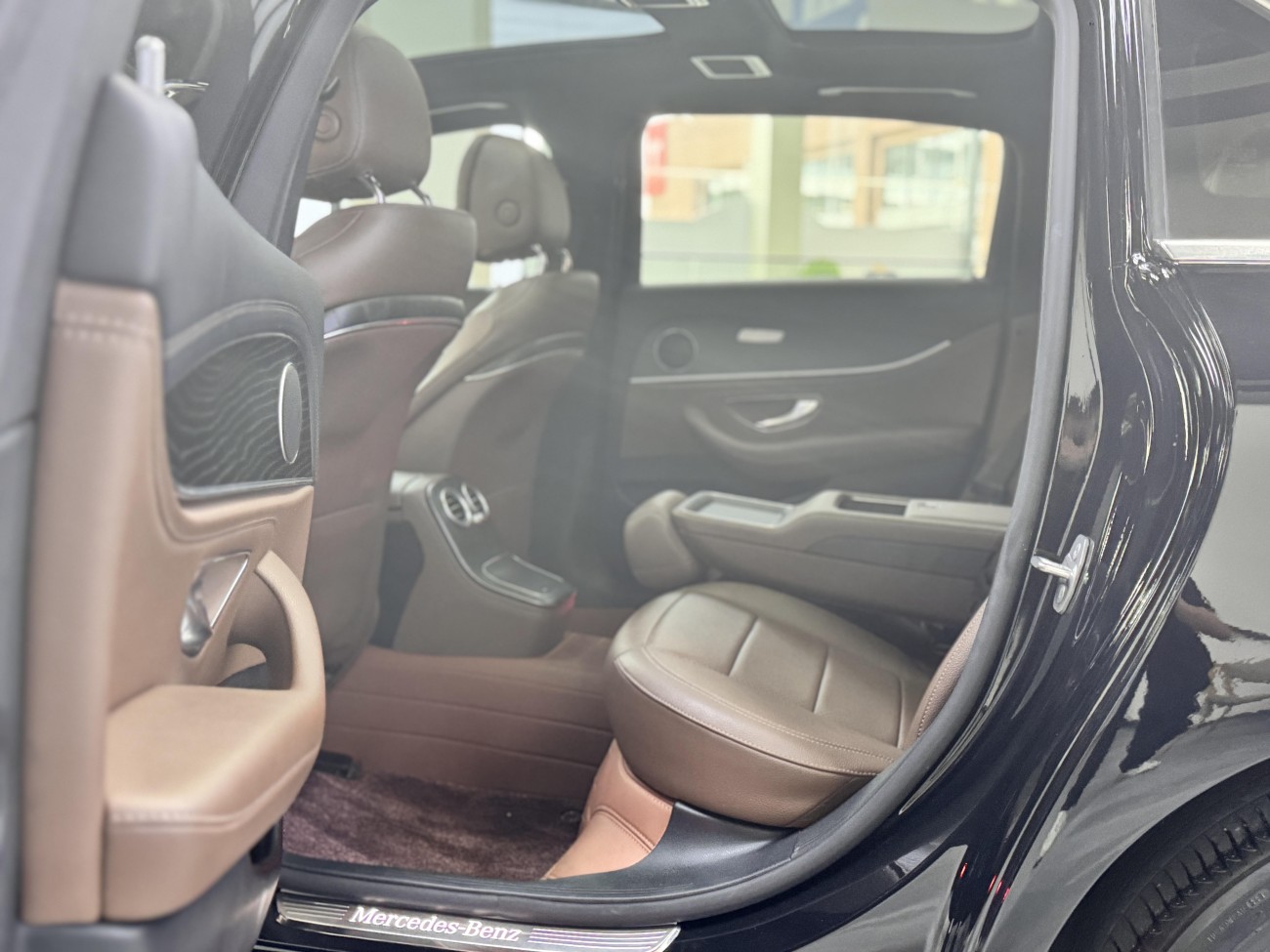 Mercedes-Benz E 300 L 2022