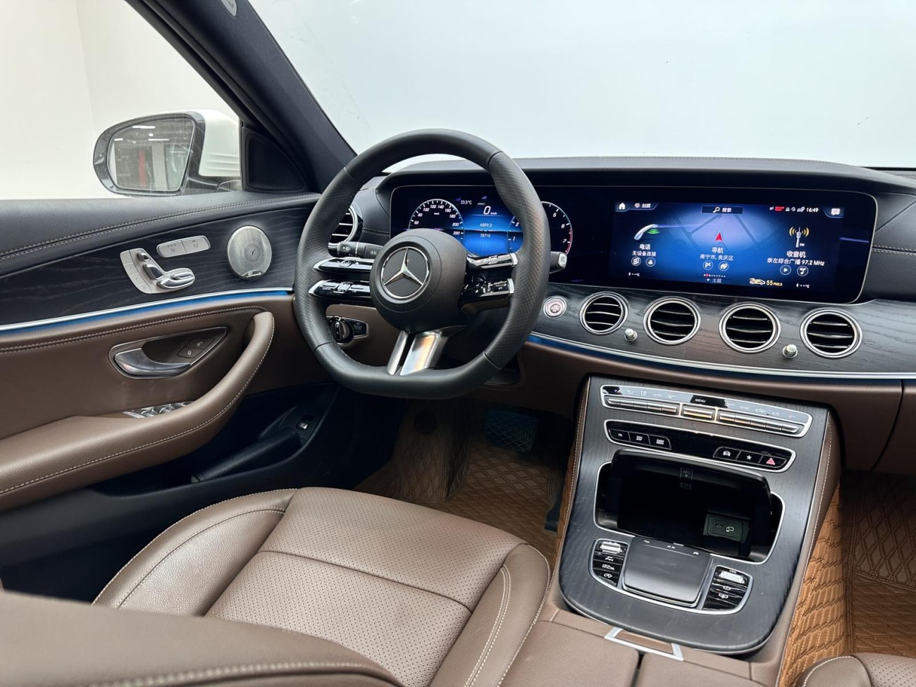 Mercedes-Benz E 300 L 2023