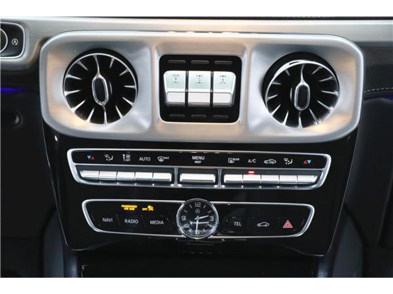 Mercedes-Benz G400d 2025