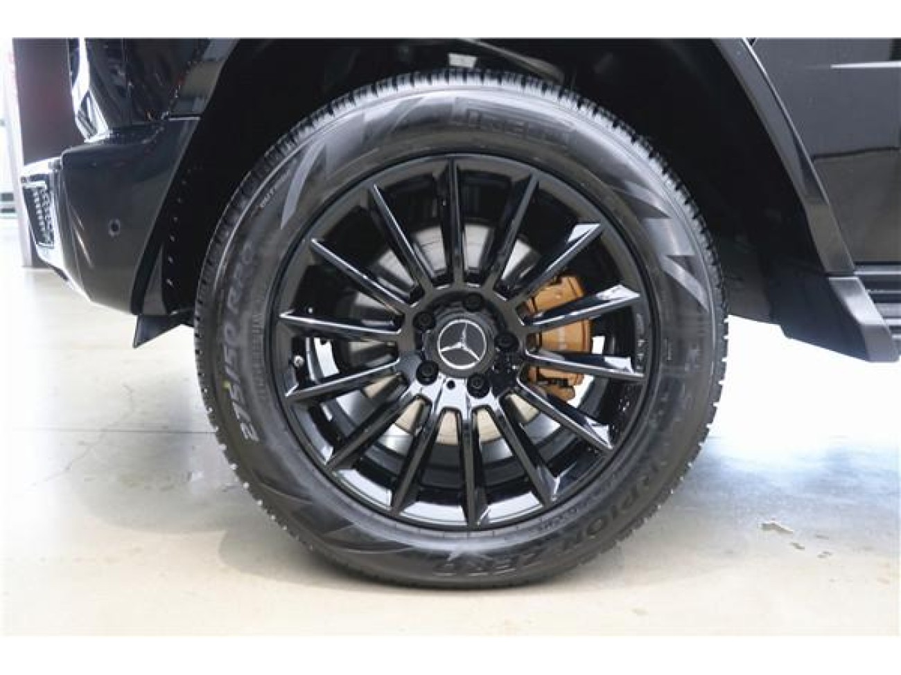 Mercedes-Benz G400d 2025