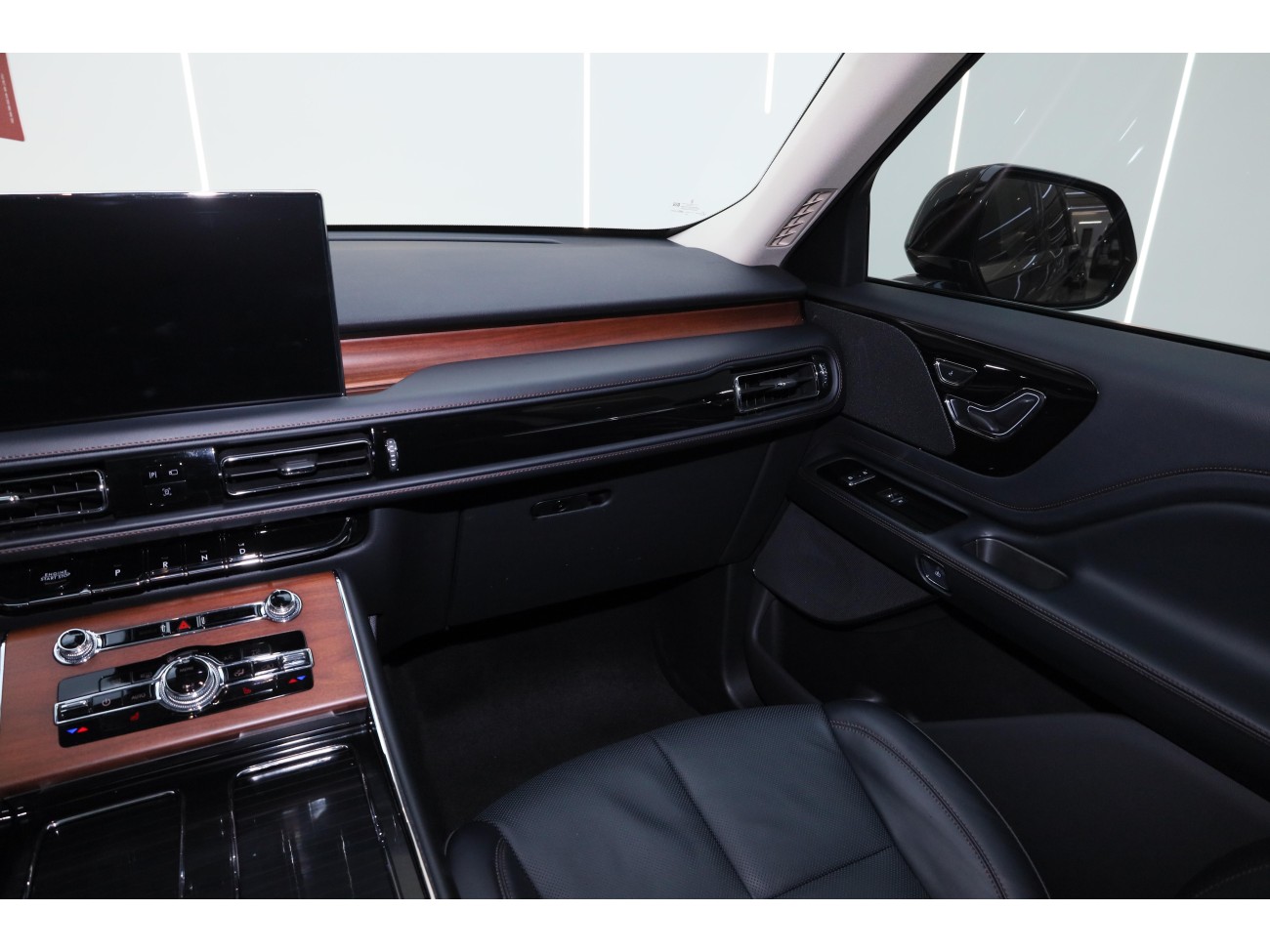 Lincoln Aviator 2024