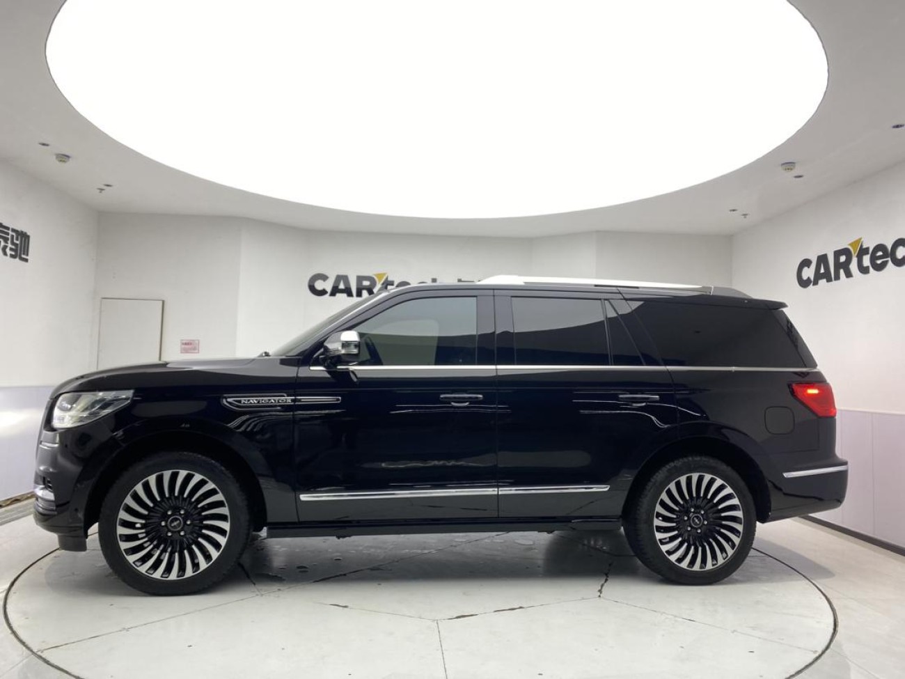 Lincoln Navigator 2020