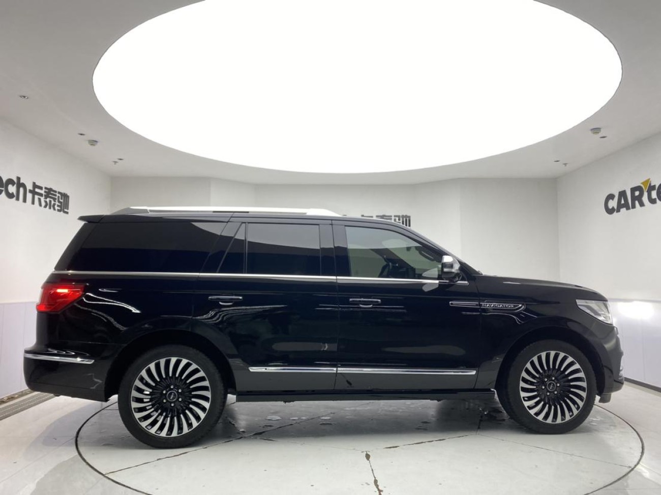 Lincoln Navigator 2020