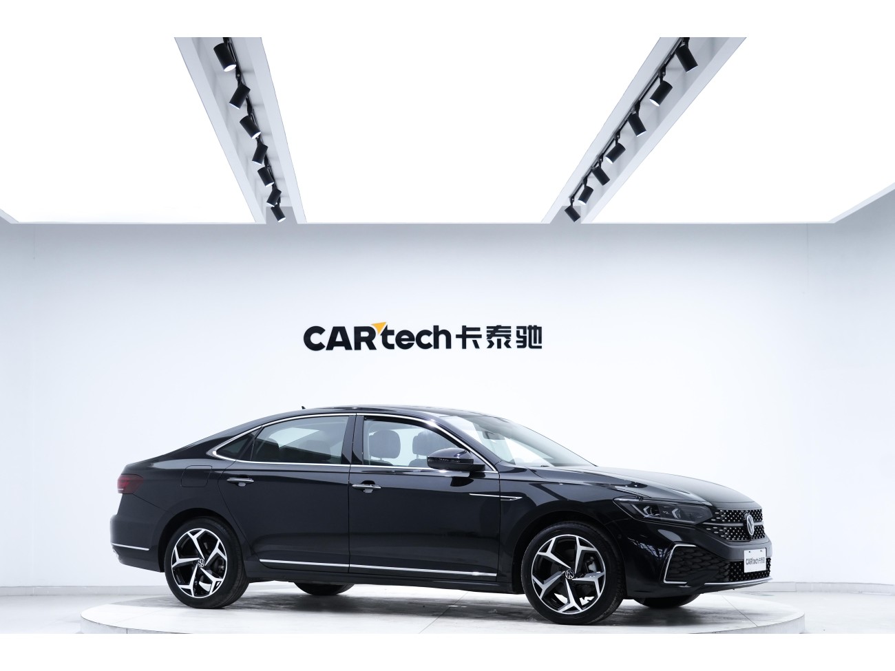 Volkswagen Passat 2023