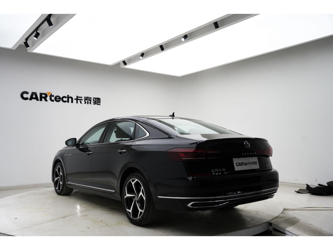 Volkswagen Passat 2023