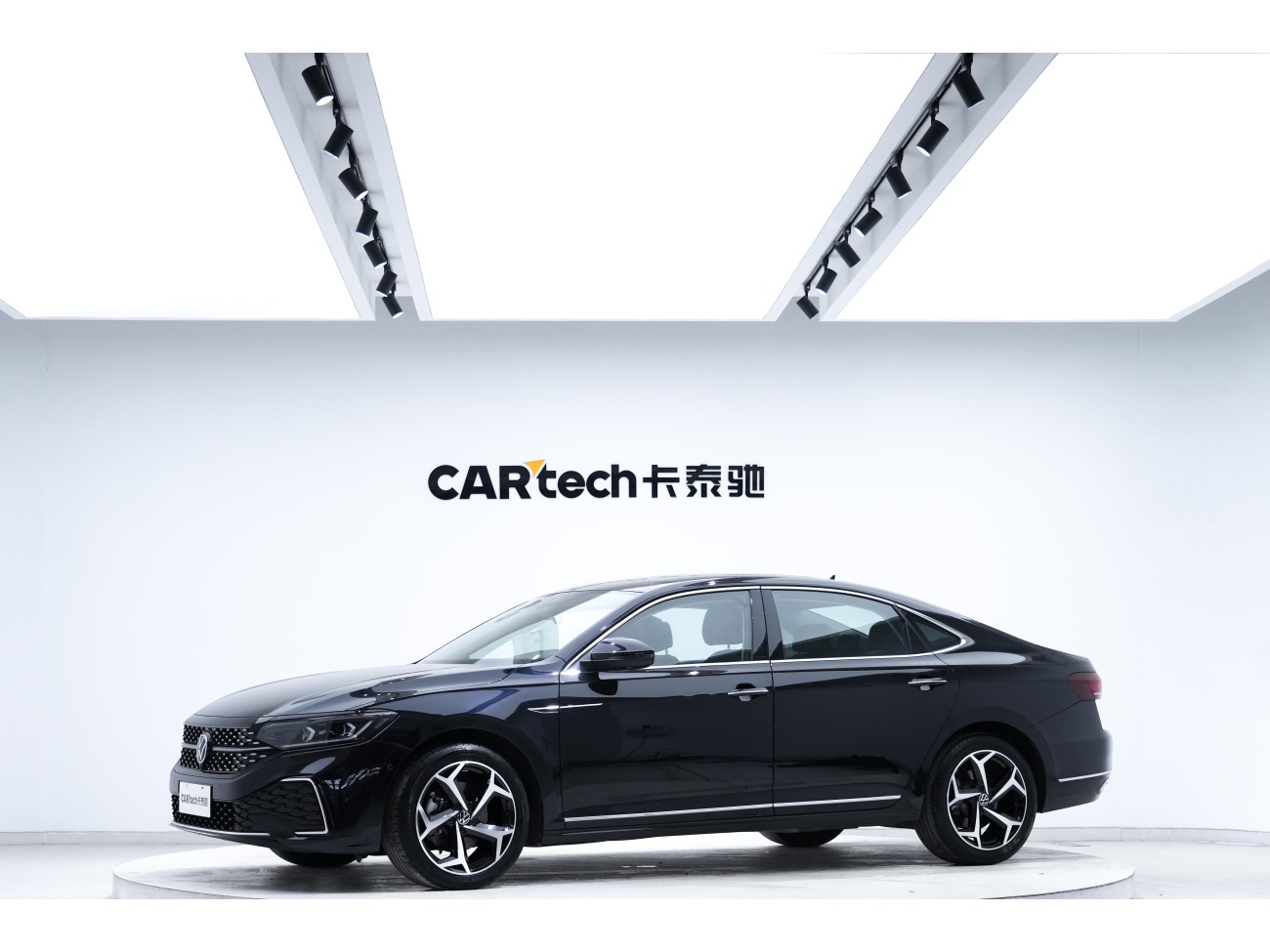 Volkswagen Passat 2023