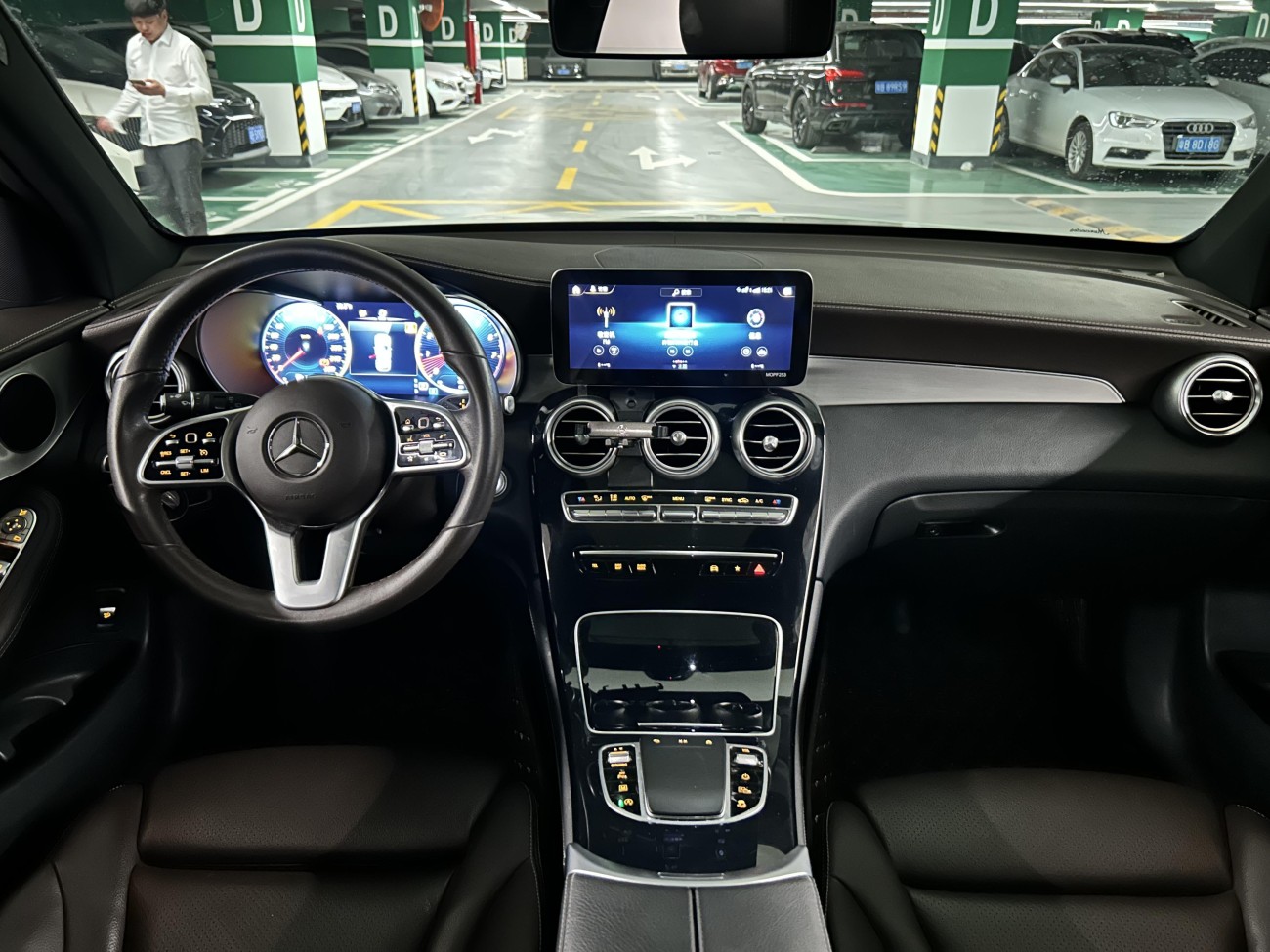 Mercedes-Benz GLC 260 L 2020