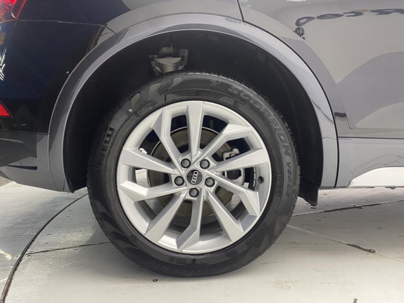 Audi Q5L 40 TFSI 2024