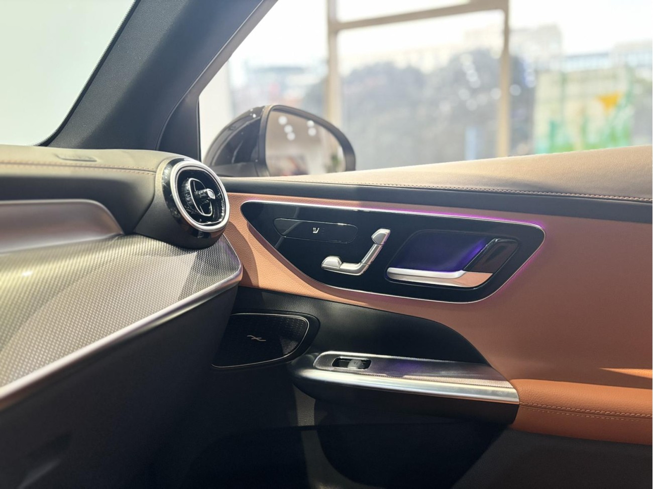 Mercedes-Benz GLC 260 L 2024