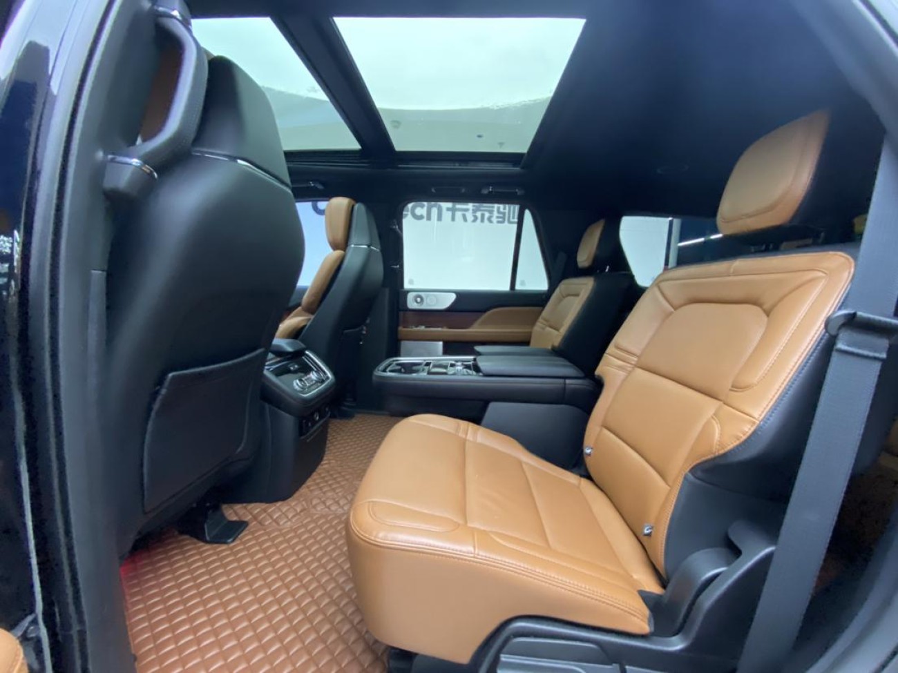 Lincoln Navigator 2021