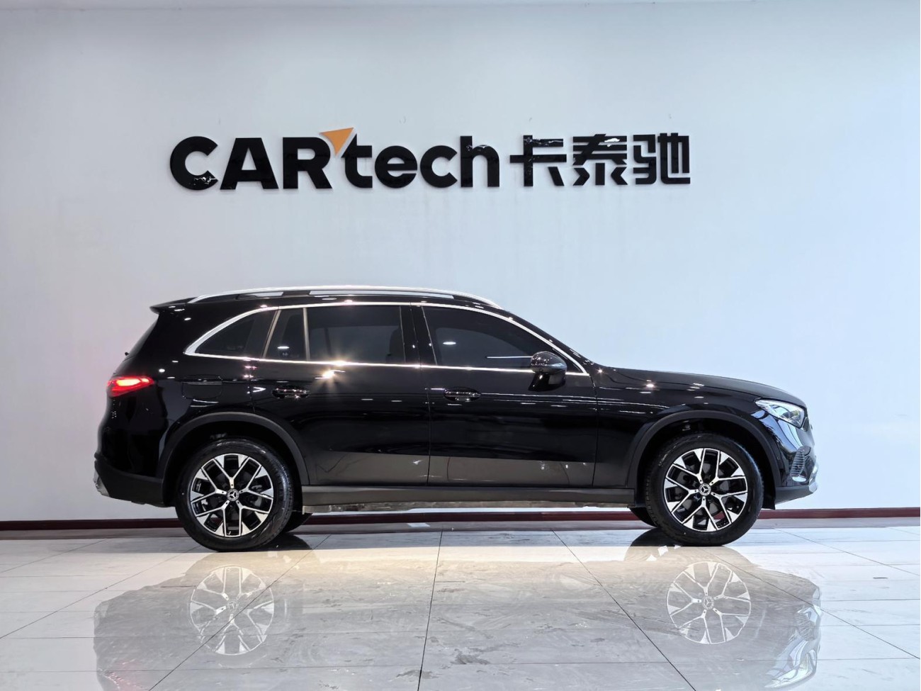 Mercedes-Benz GLC 260 L 2024