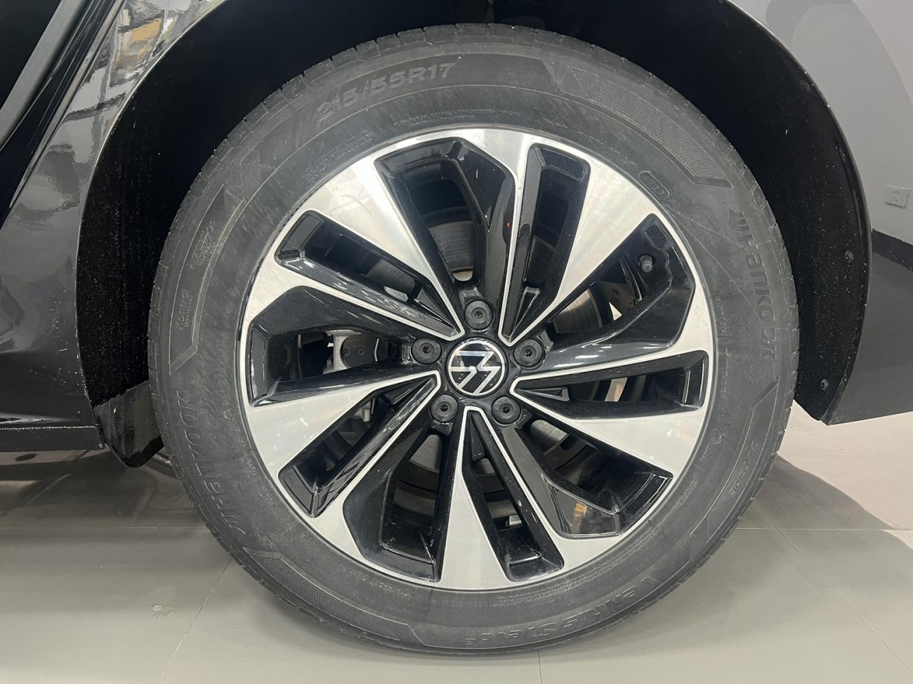 Volkswagen Passat 2023