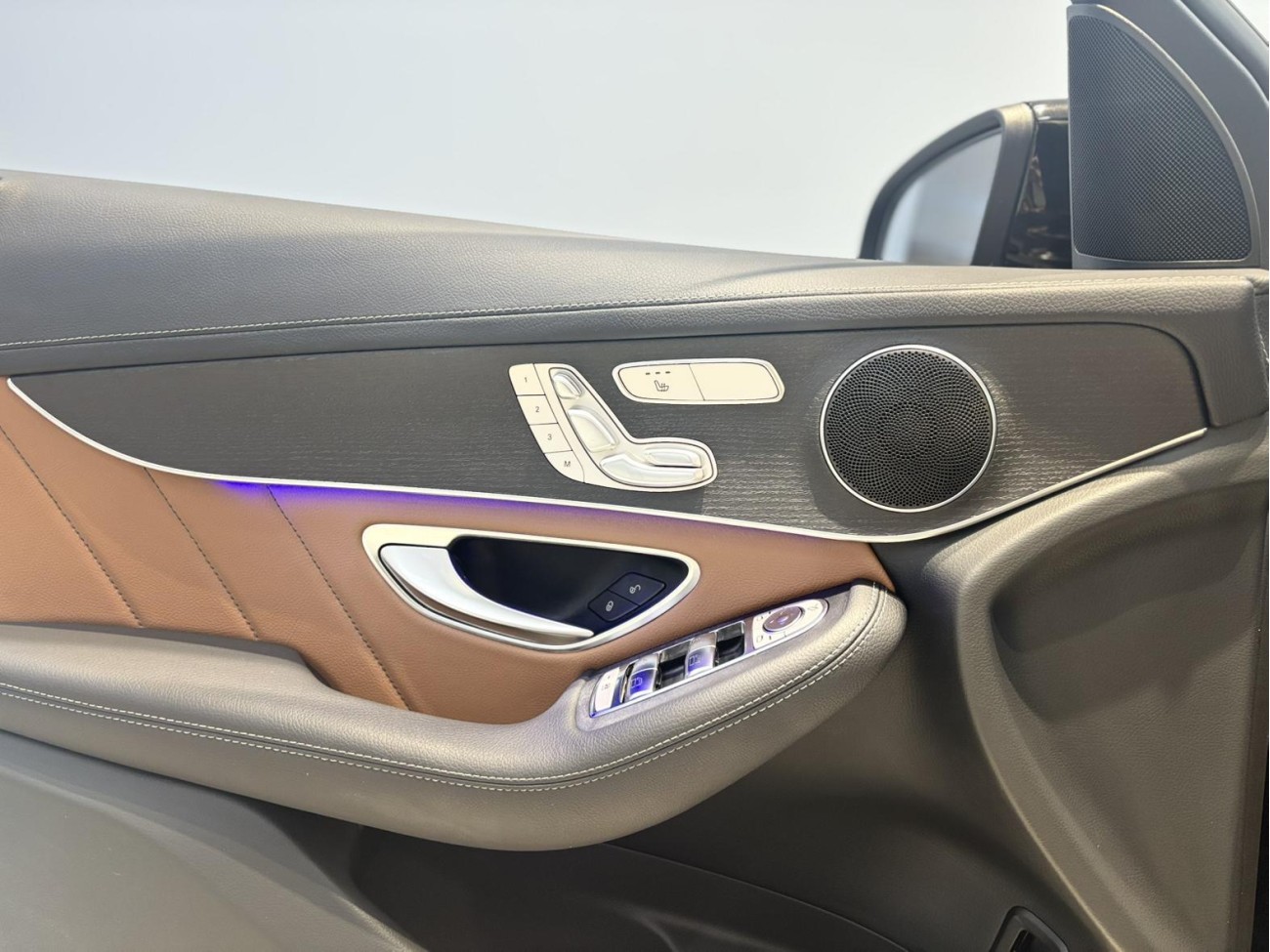 Mercedes-Benz GLC 300 4MATIC 2023