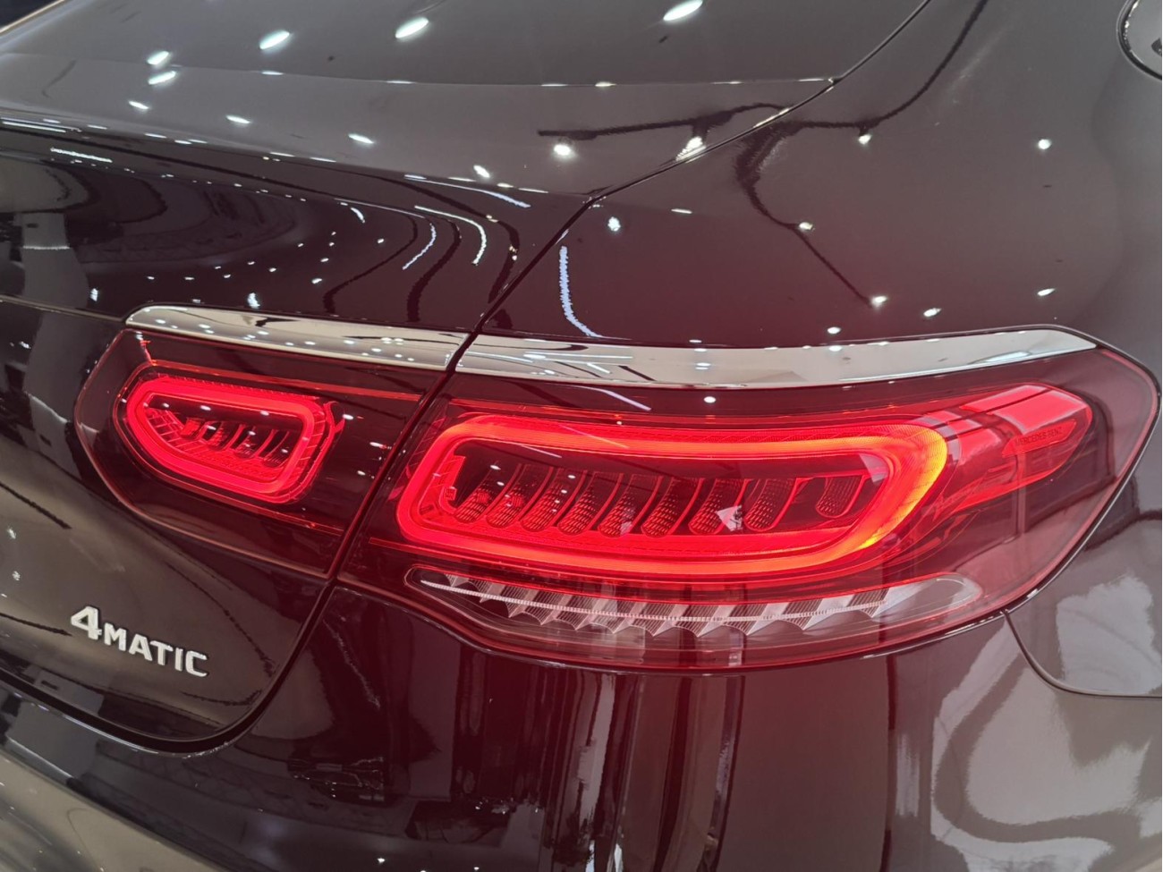 Mercedes-Benz GLC 300 4MATIC 2023