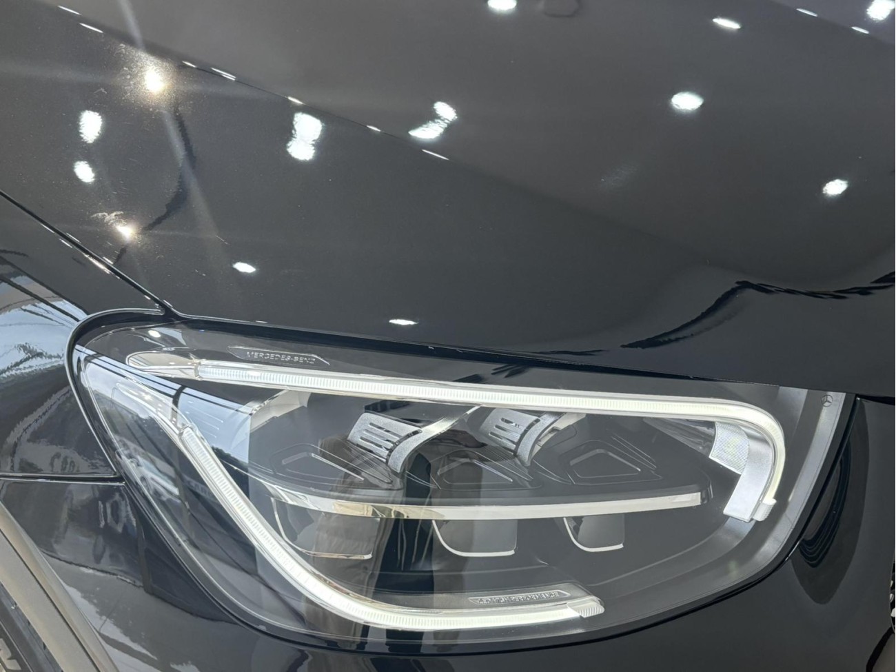 Mercedes-Benz GLC 300 4MATIC 2023