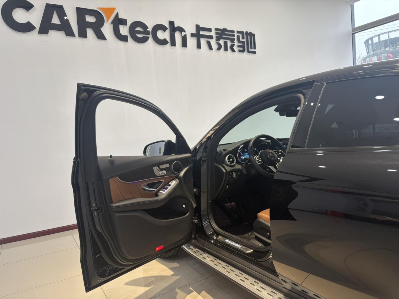 Mercedes-Benz GLC 300 4MATIC 2023