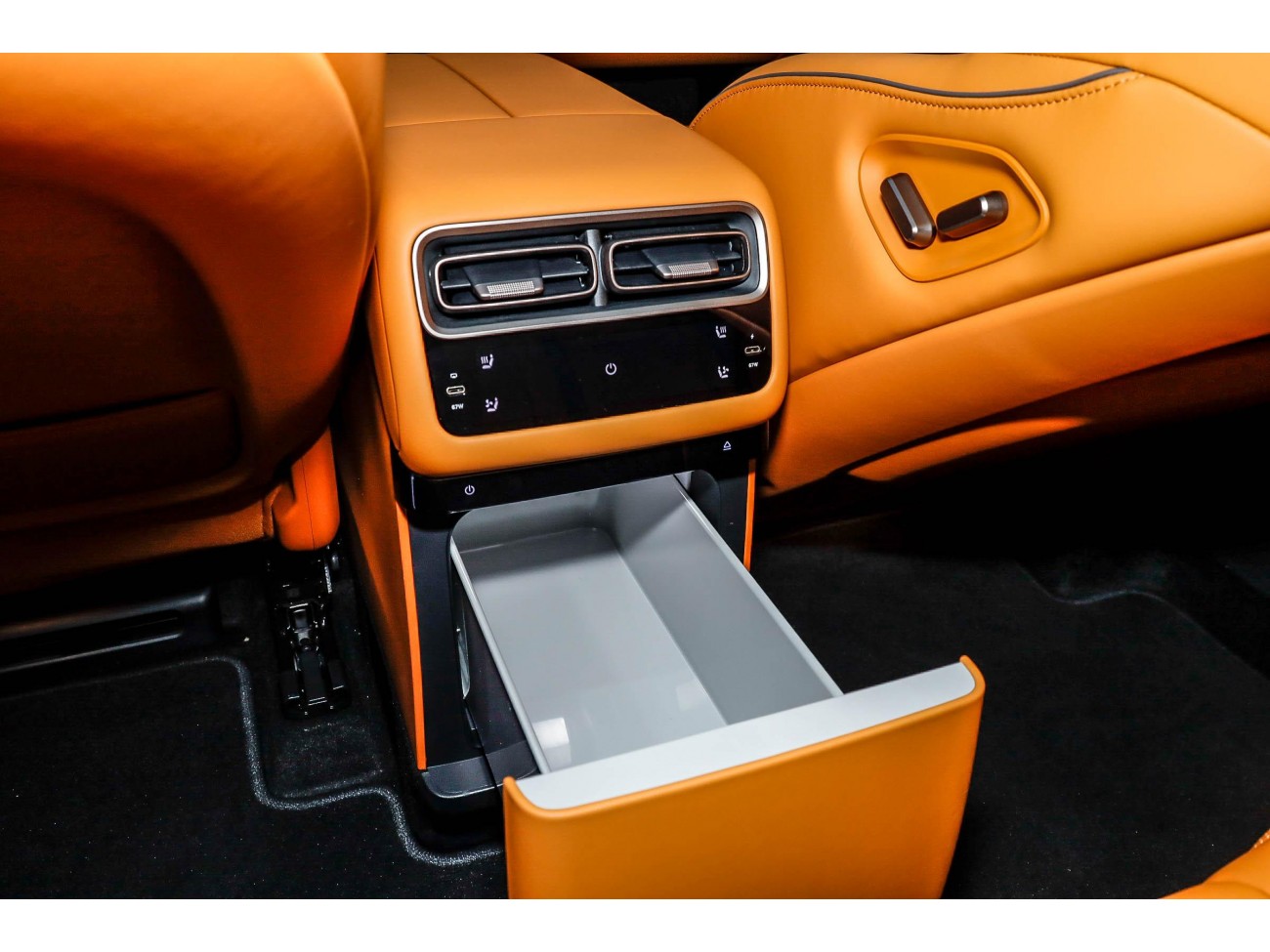 Li Auto i6 2025