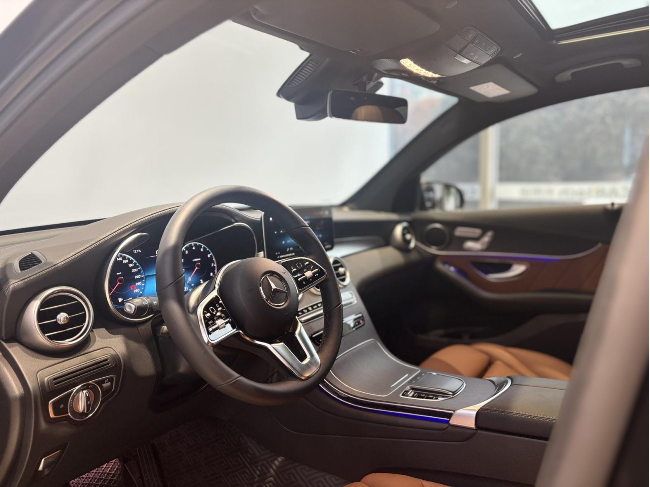 Mercedes-Benz GLC 300 4MATIC 2023