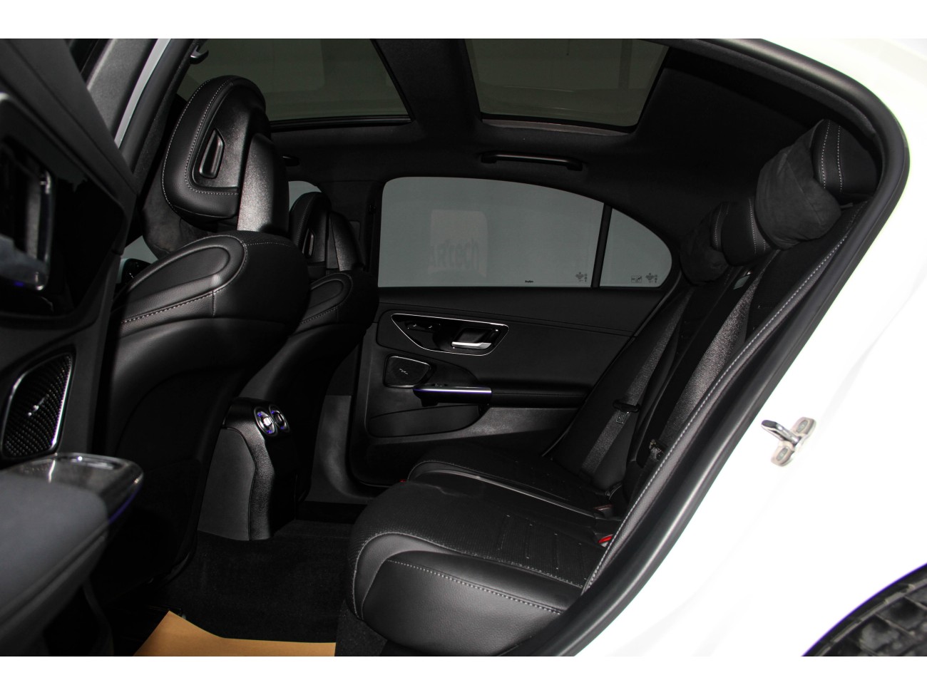 Mercedes-Benz C 350 e 2025