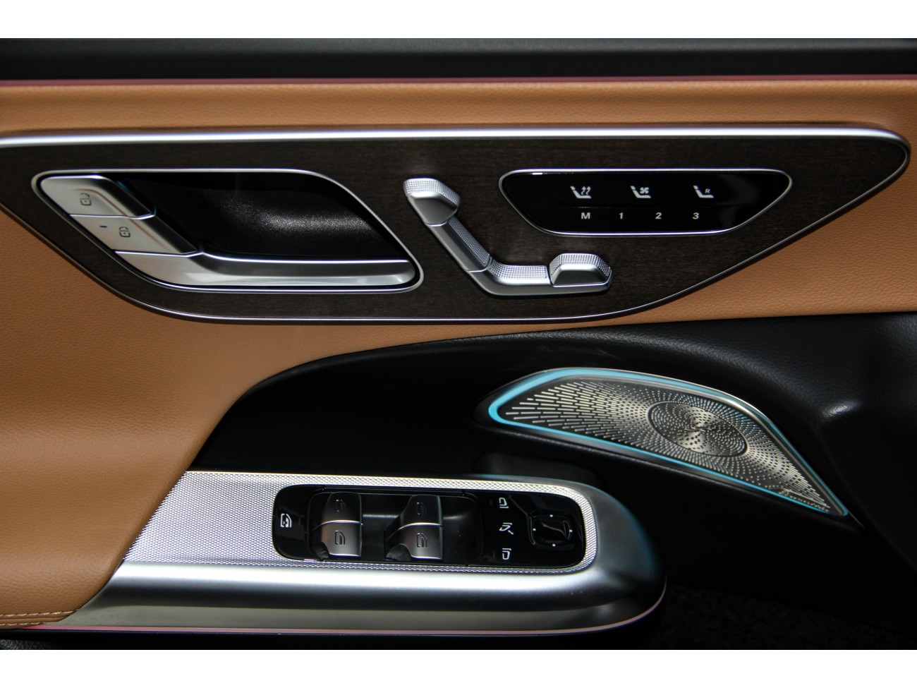 Mercedes-Benz E 300 L 2025