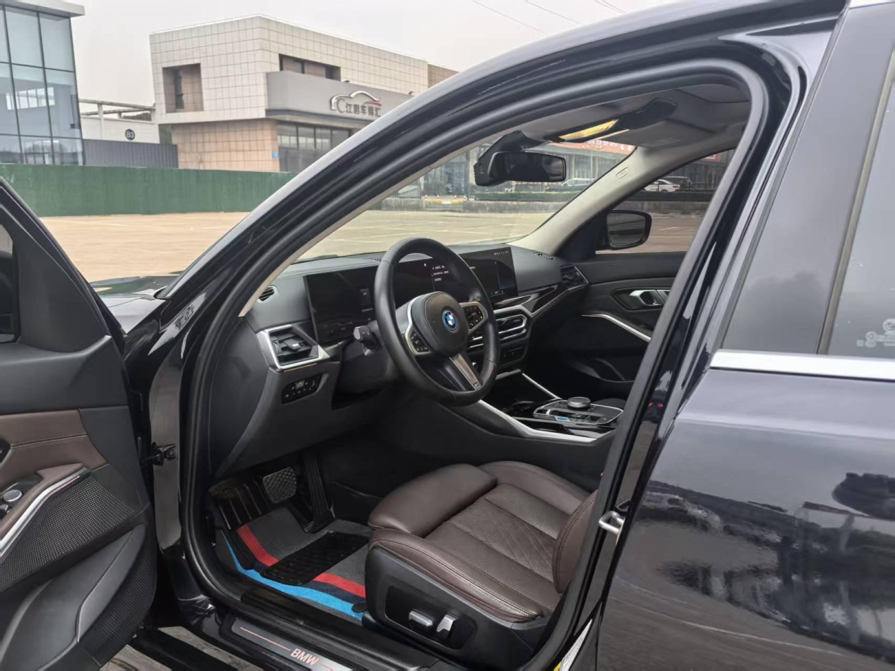 BMW i3 2023