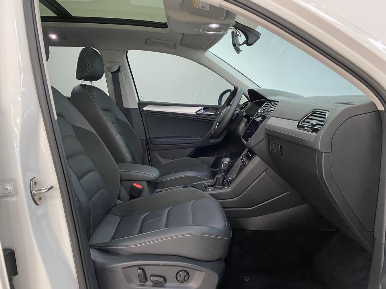 Volkswagen Tiguan L 2021