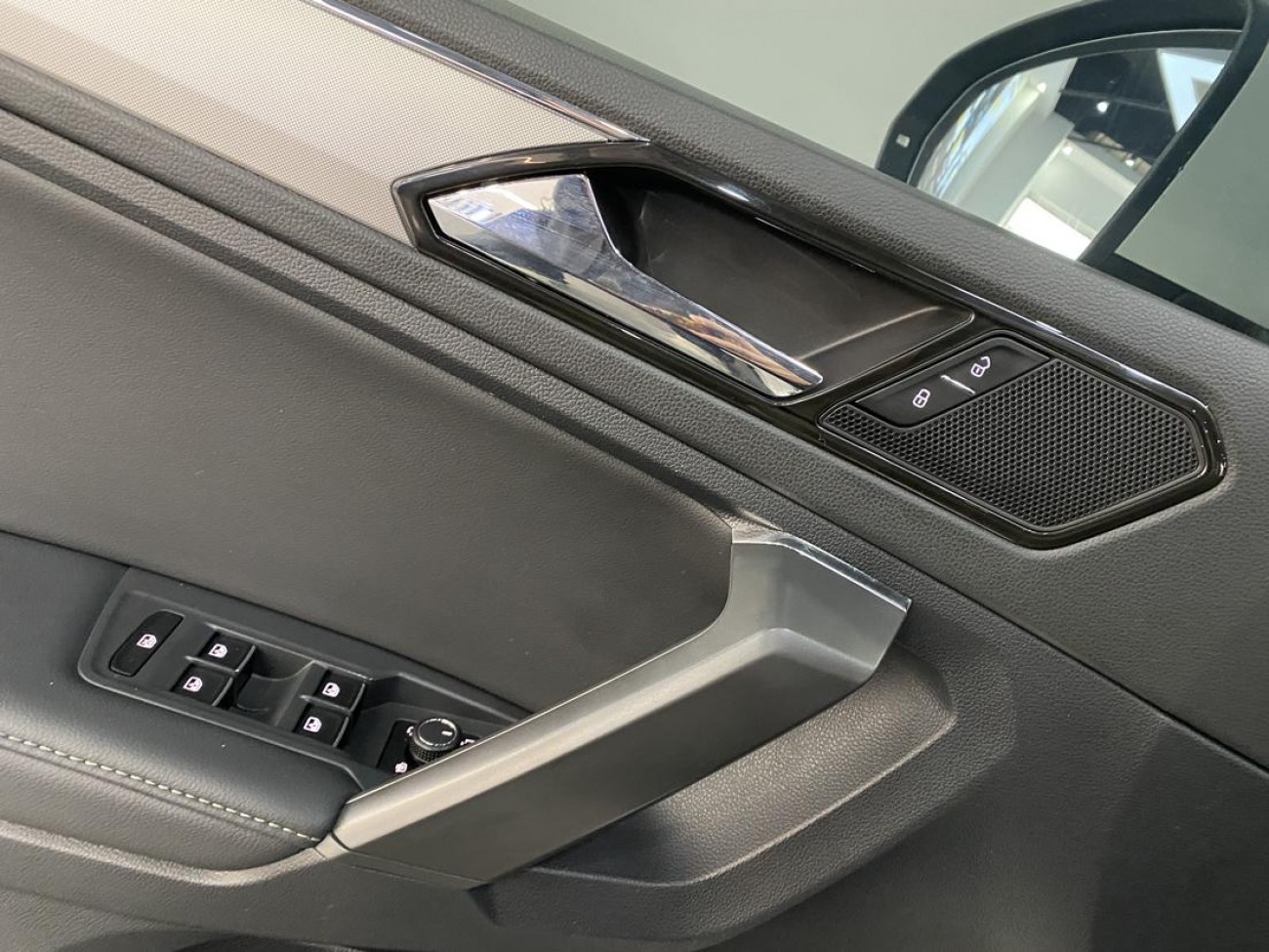 Volkswagen Tiguan L 2021