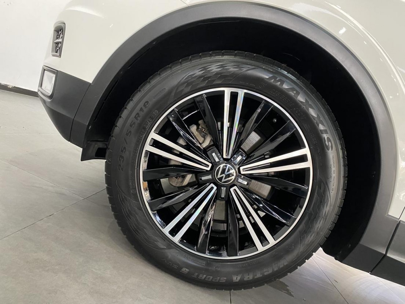 Volkswagen Tiguan L 2021