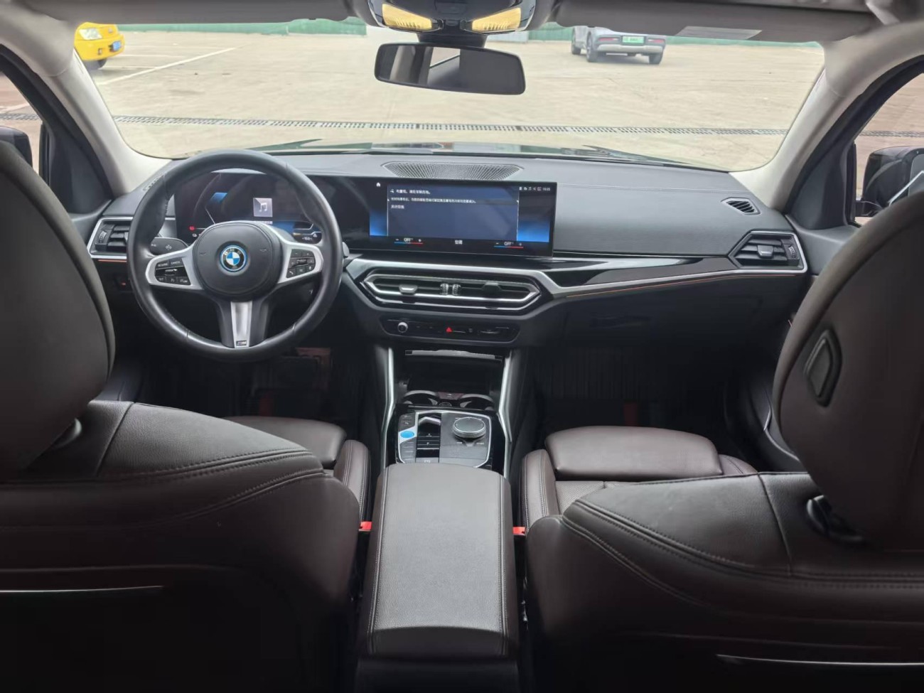 BMW i3 2023