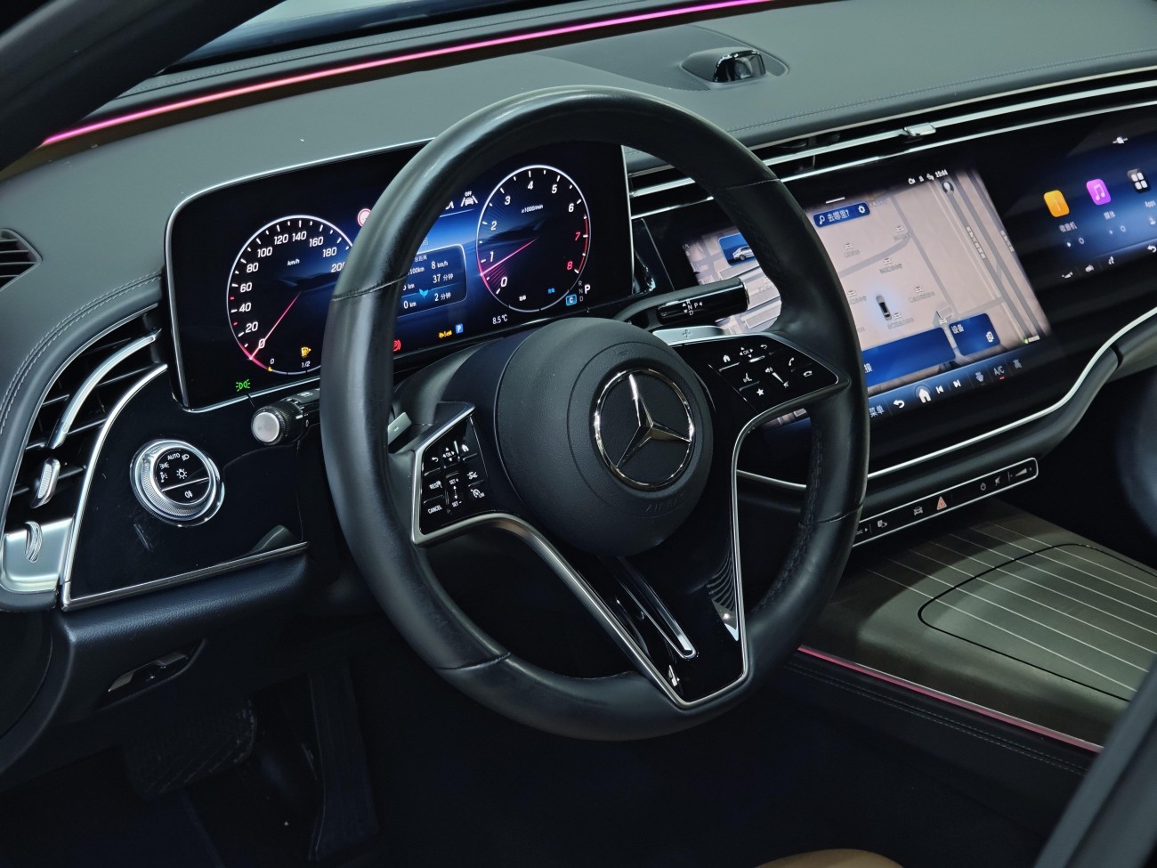 Mercedes-Benz E 300 L 2025