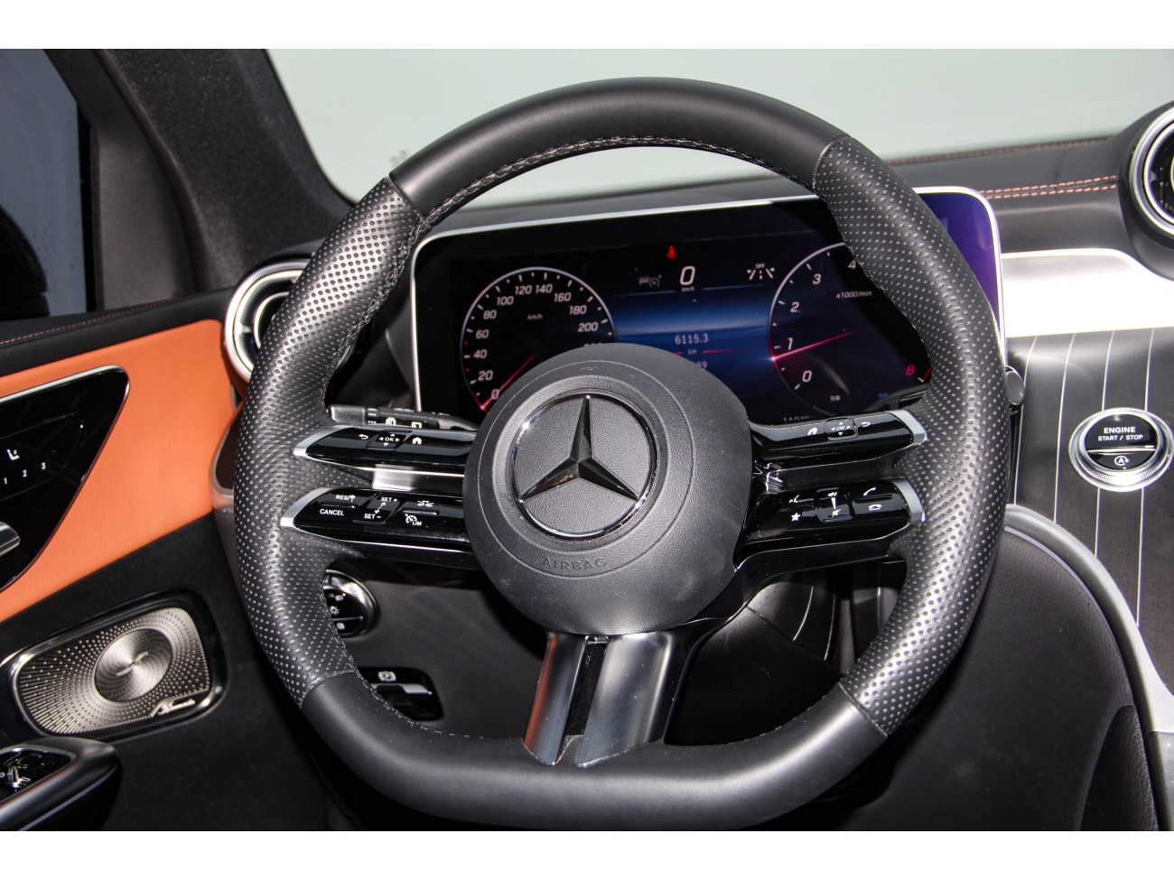 Mercedes-Benz GLC 300 L 2024