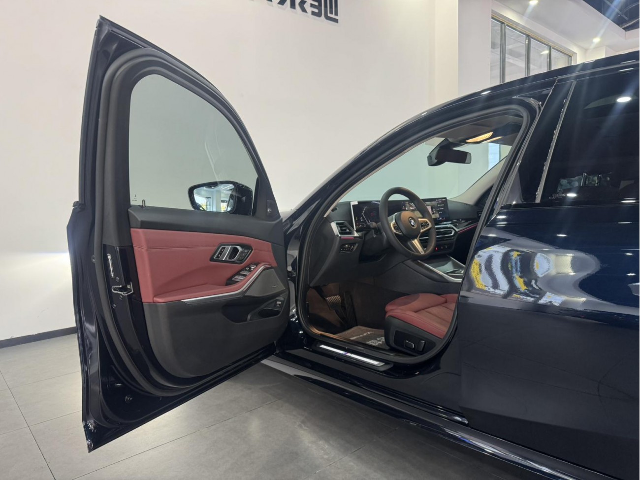 BMW 325Li 2024