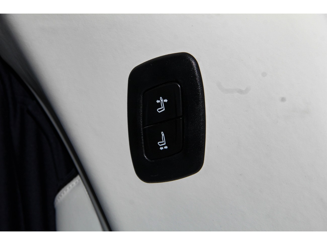 Mercedes-Benz 2023 2024