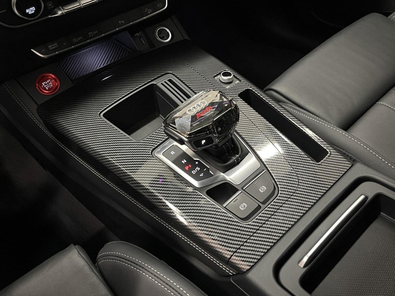 Audi Q5L 40 TFSI 2024