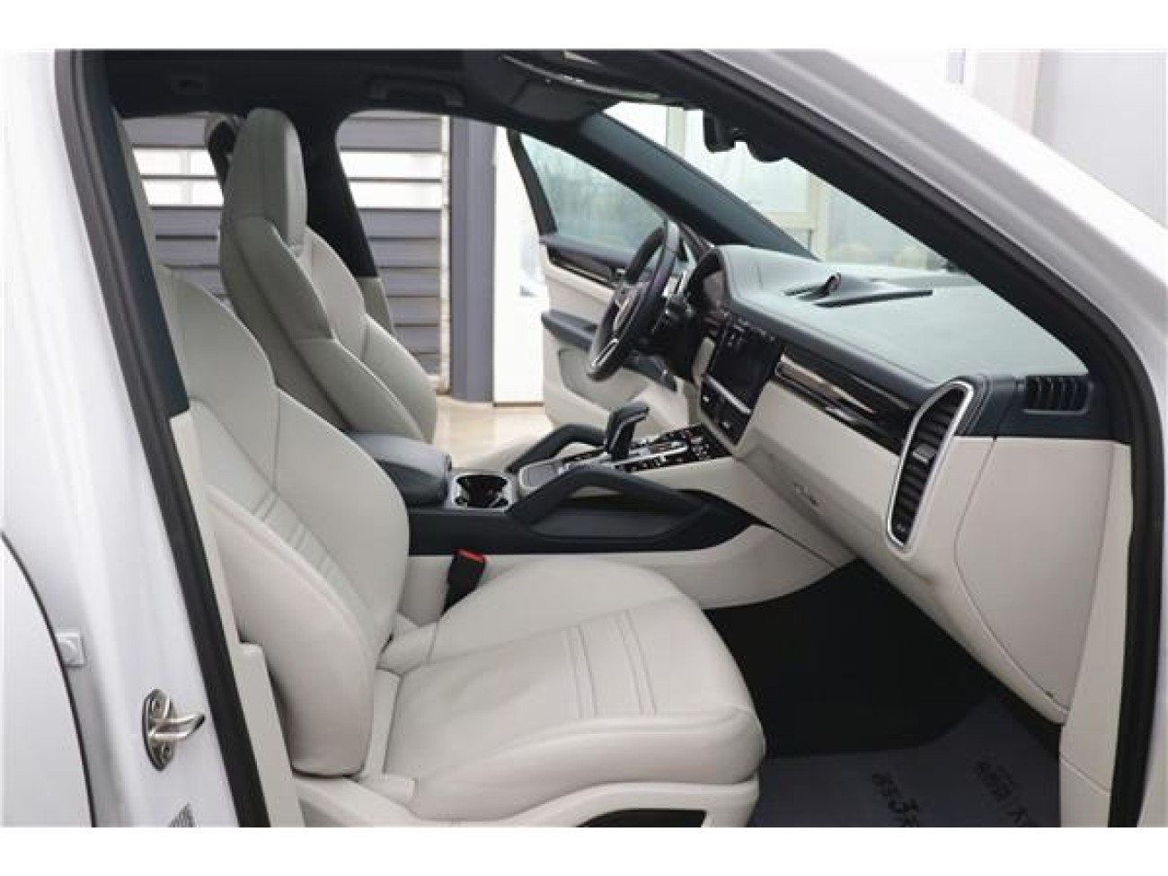 Porsche Cayenne 2020