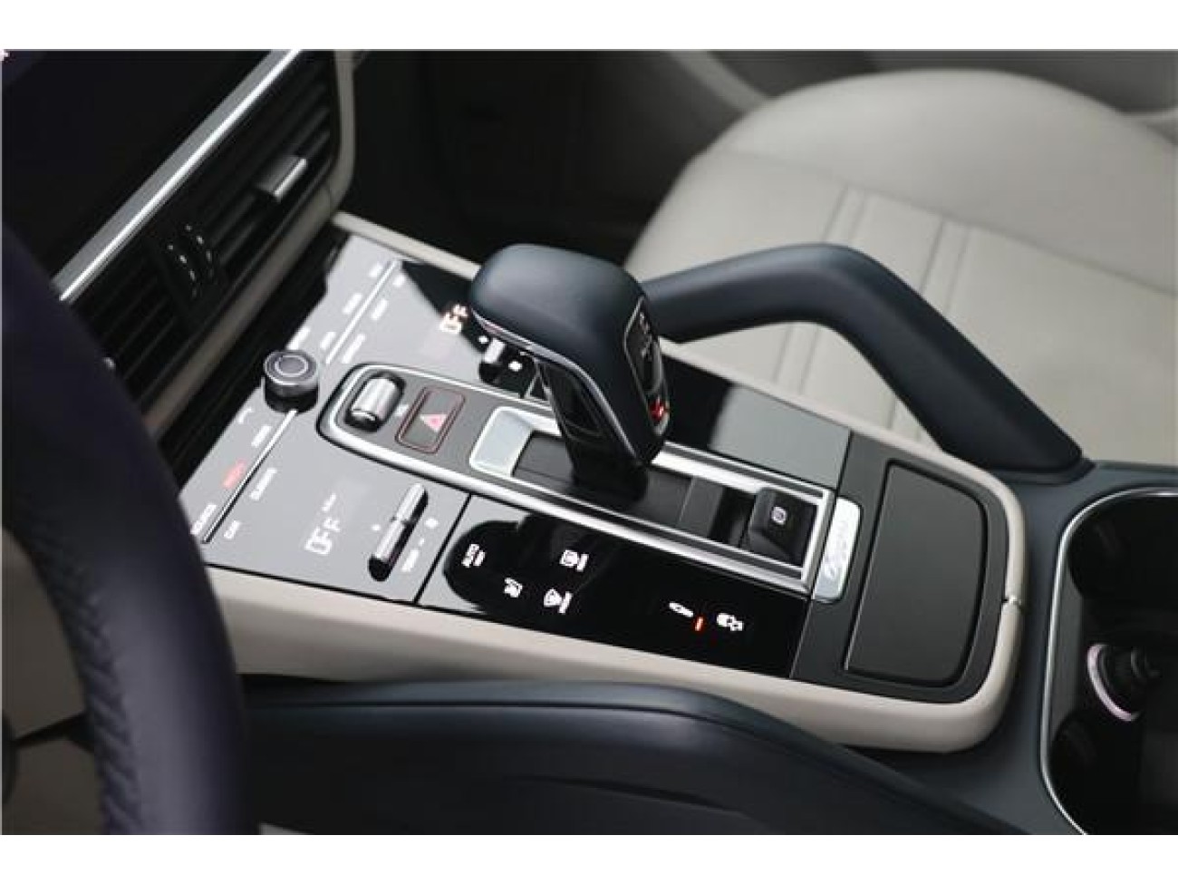 Porsche Cayenne 2020