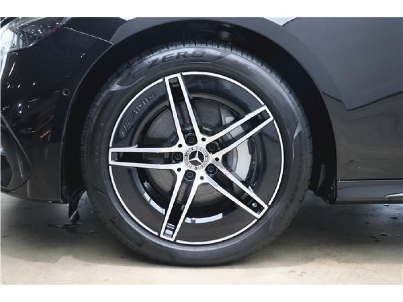 Mercedes-Benz E 300 2024