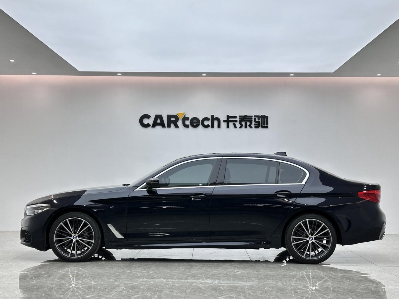 BMW 530Li 2019
