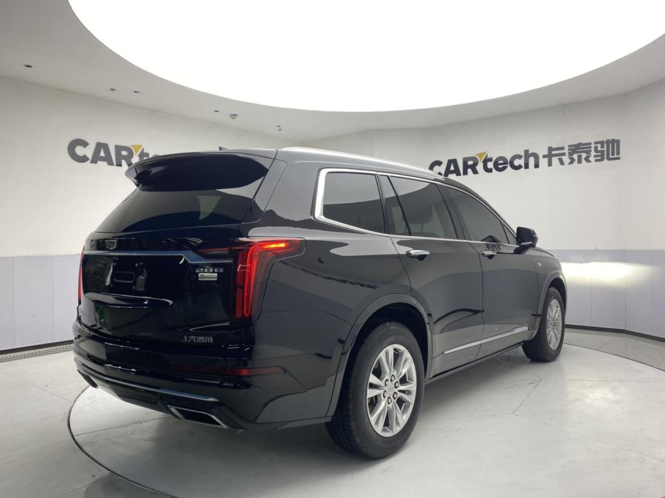 Cadillac XT6 2021