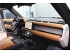 Land Rover Defender 2024